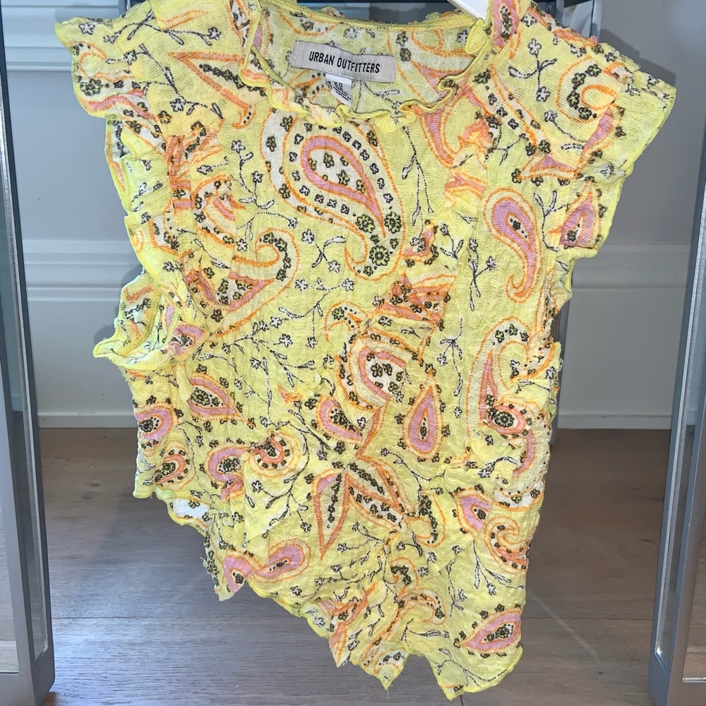 UO top (xs)